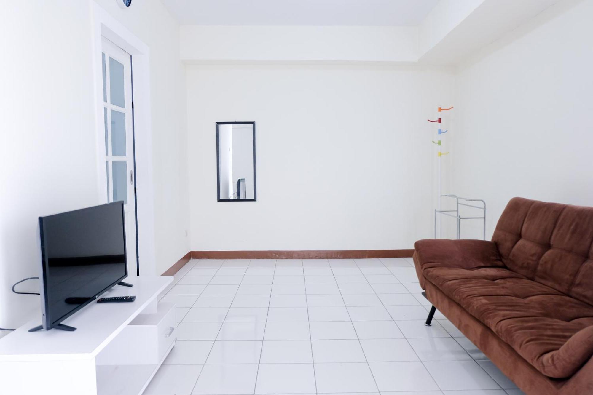 Cozy And Homey 1br At Gateway Ahmad Yani Cicadas By Travelio *